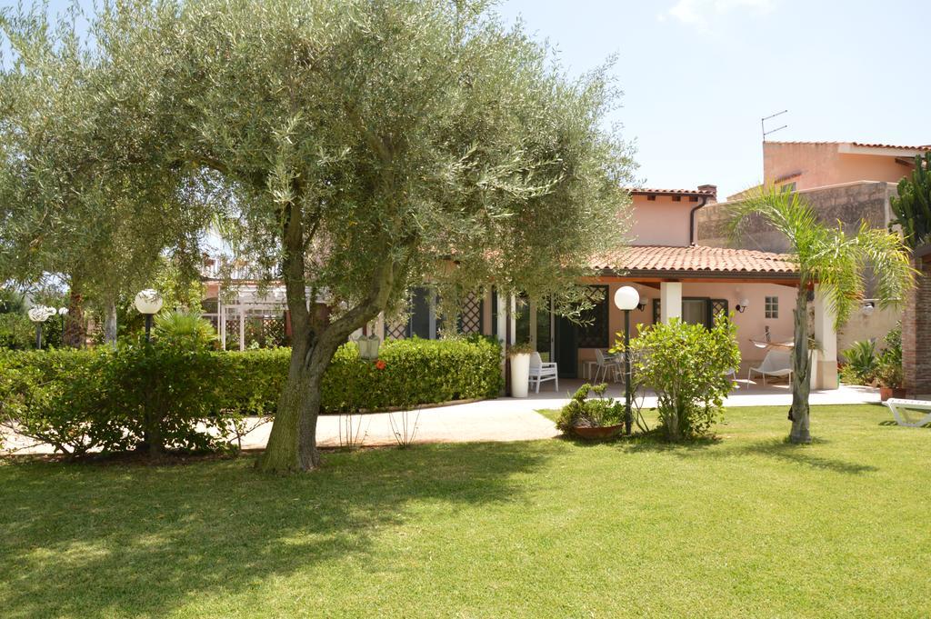 Villa Paola Fontane Bianche Exterior photo