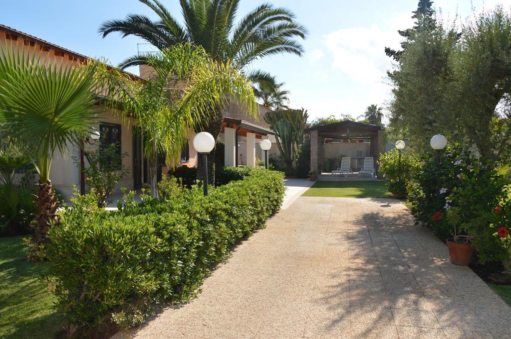 Villa Paola Fontane Bianche Exterior photo